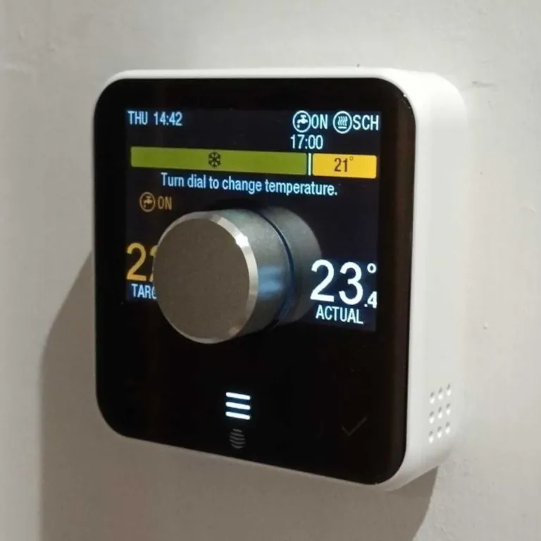 Supply and installation of twin pack Hive V4